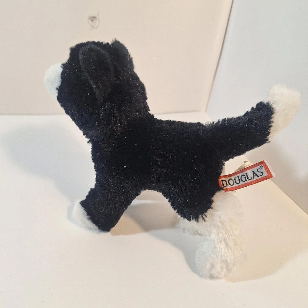 Douglas‎ The Cuddle Tuxedo Black & White Cat Plush Stuffed Animal